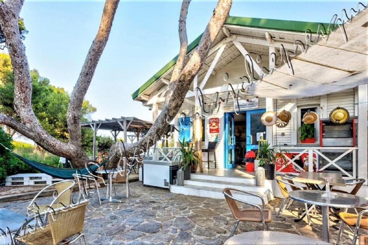 Magnifique Parc De La Presqu'île Avec Piscine Et Face à Porquerolles ! *