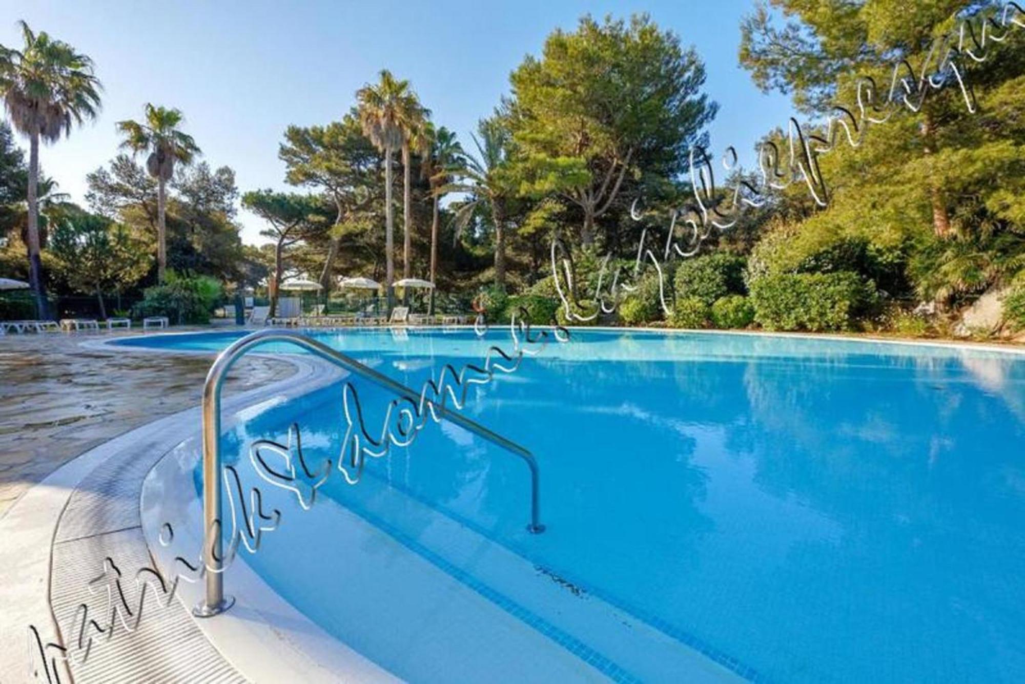 Magnifique Parc De La Presqu'île Avec Piscine Et Face à Porquerolles ! Appartement *