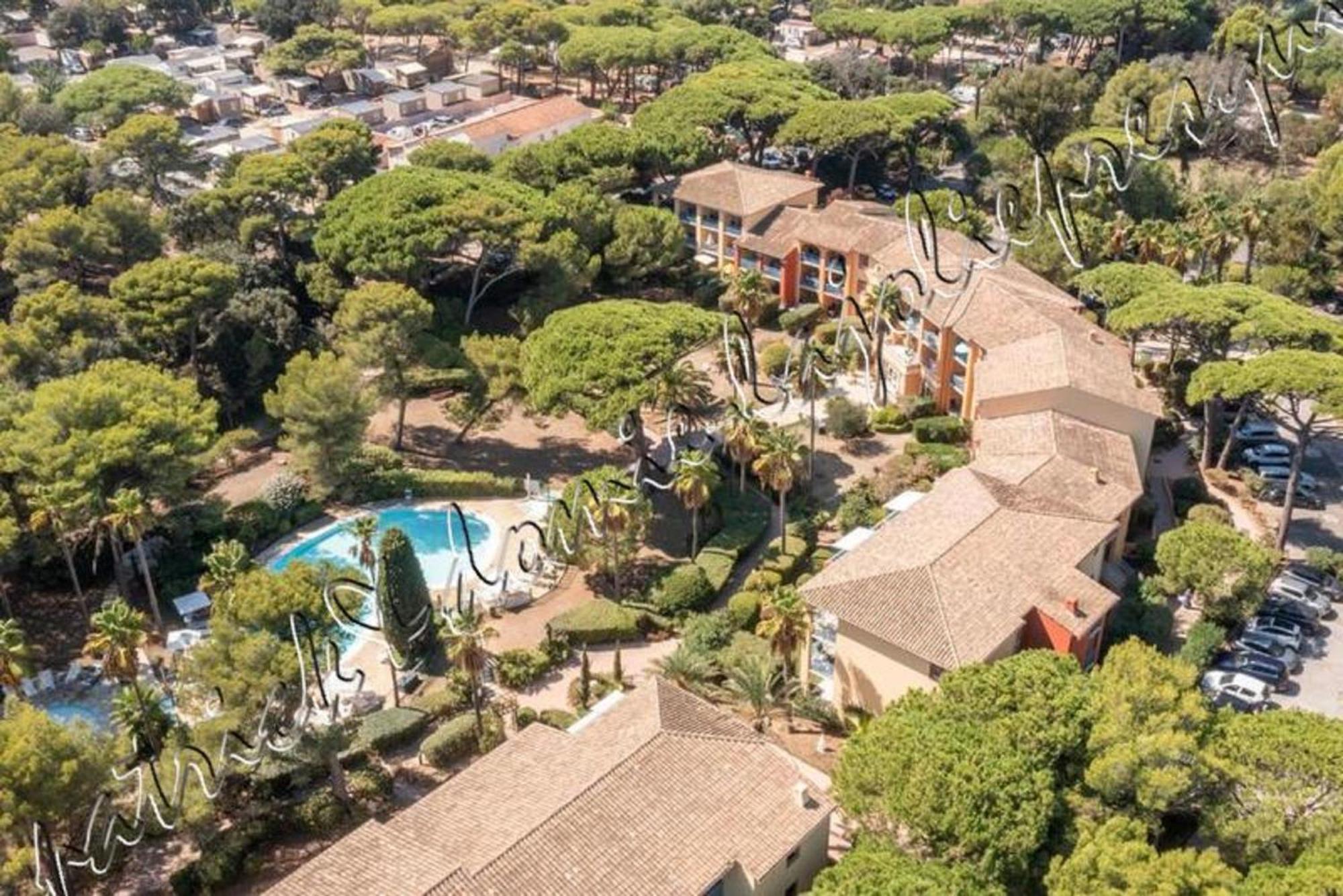 Magnifique Parc De La Presqu'île Avec Piscine Et Face à Porquerolles ! * Hyères